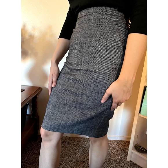 WHBM Pencil Skirt - Picture 7 of 7